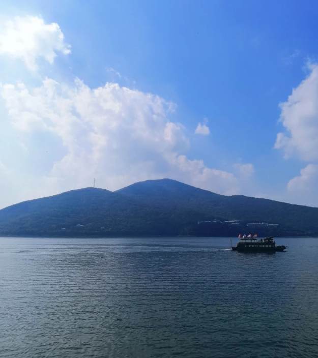 松花湖游船